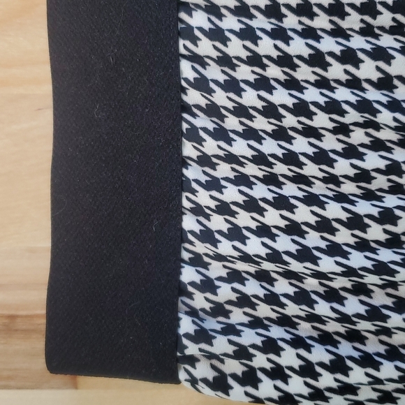 EUC NY & Co skirt - Picture 5 of 8